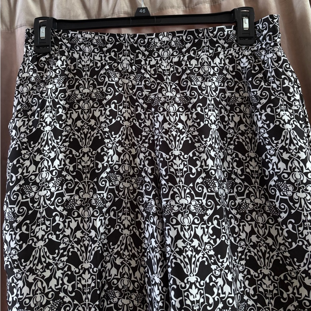Wide Leg Silky Pull On Pants sz L